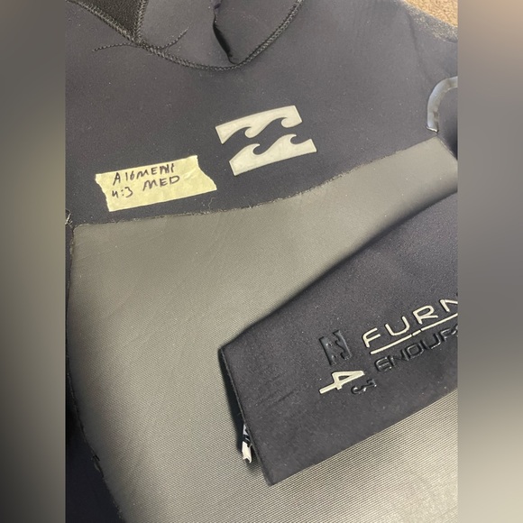 Billabong 4/3MM Men’s Medium Back Zip Full Wetsuit - Picture 3 of 8